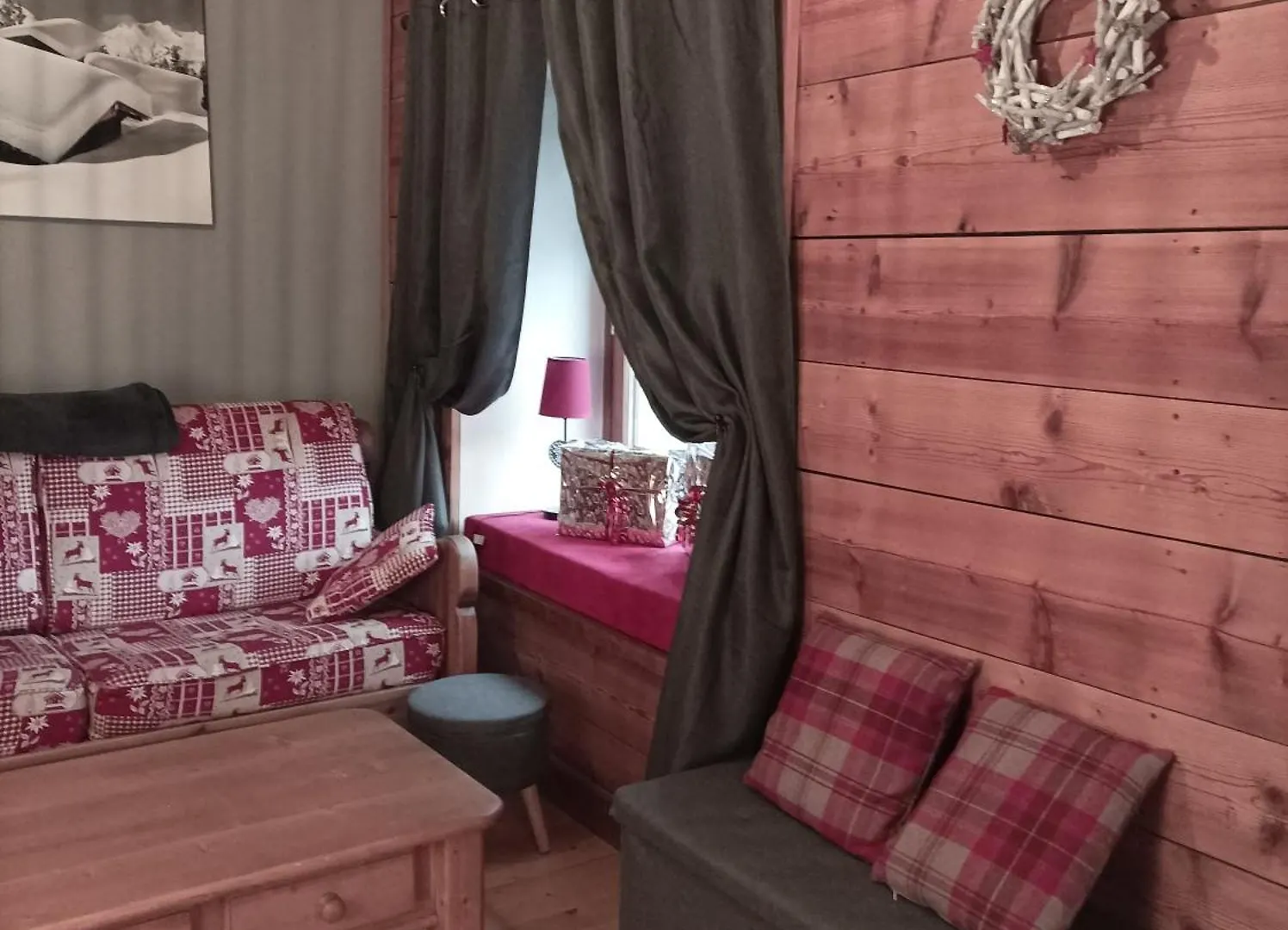 Villa La Ferme d'Henriette, à Samoëns 0*,