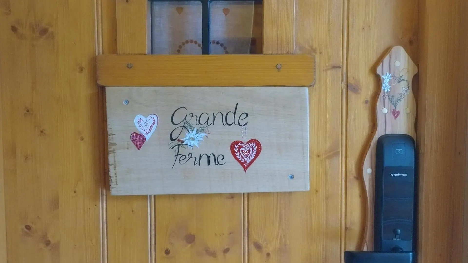 Chalet Villa La Ferme d'Henriette, à Samoëns